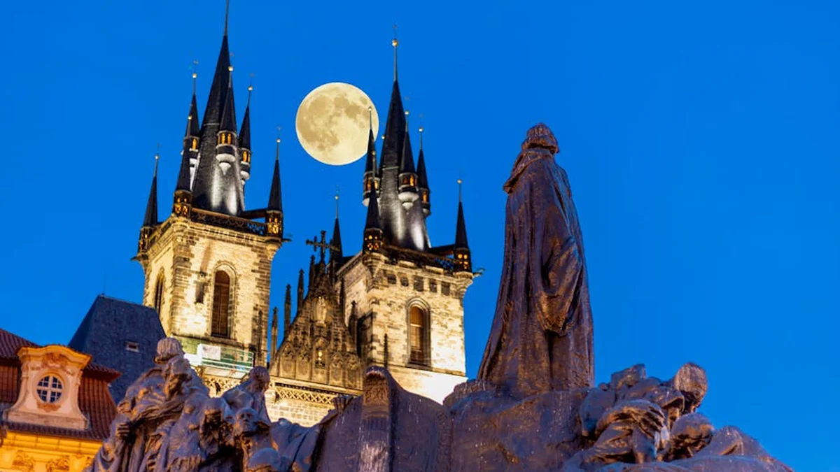 Call for reasonable pricing before the tourist season