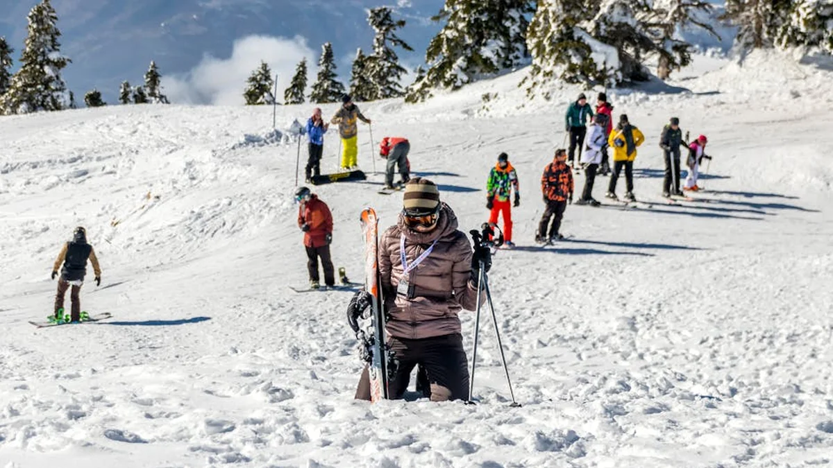 Three weeks after the accident, the skier was sent a bill for 8,000 euros