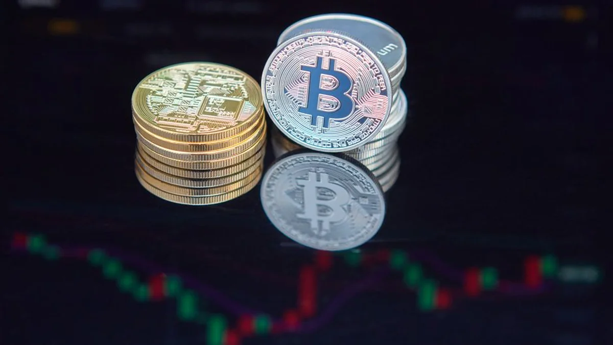 Bitcoin on the way below the psychological threshold