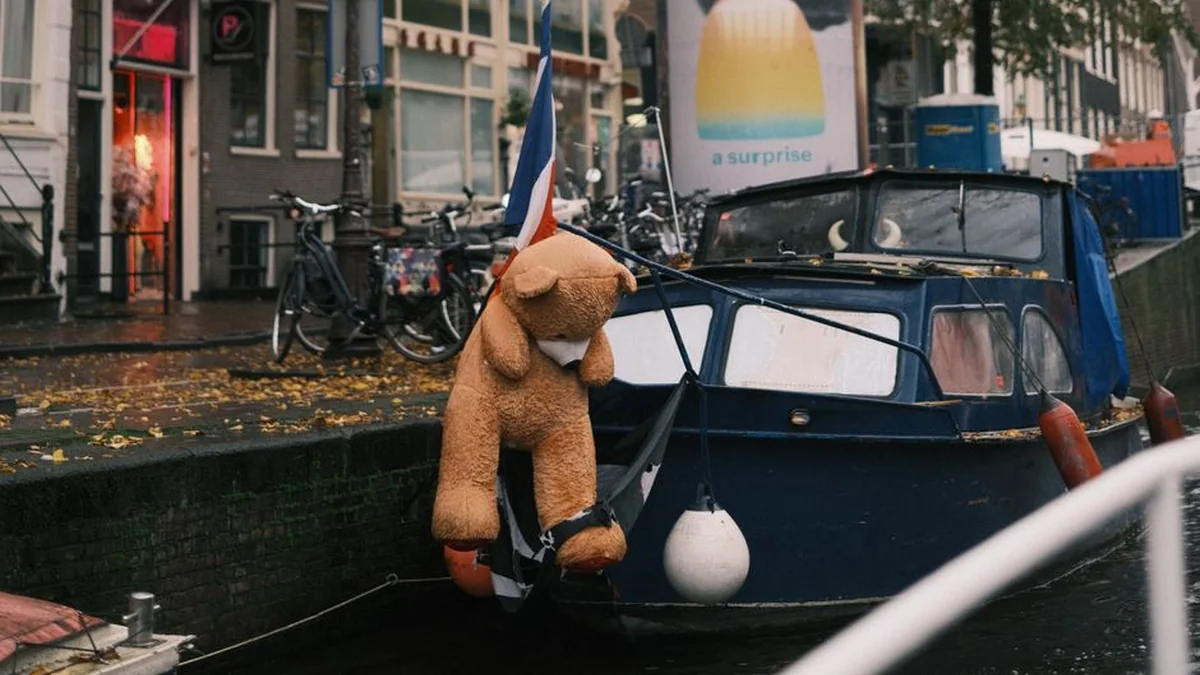The bear breathed on him, but he didn’t notice the phone at all