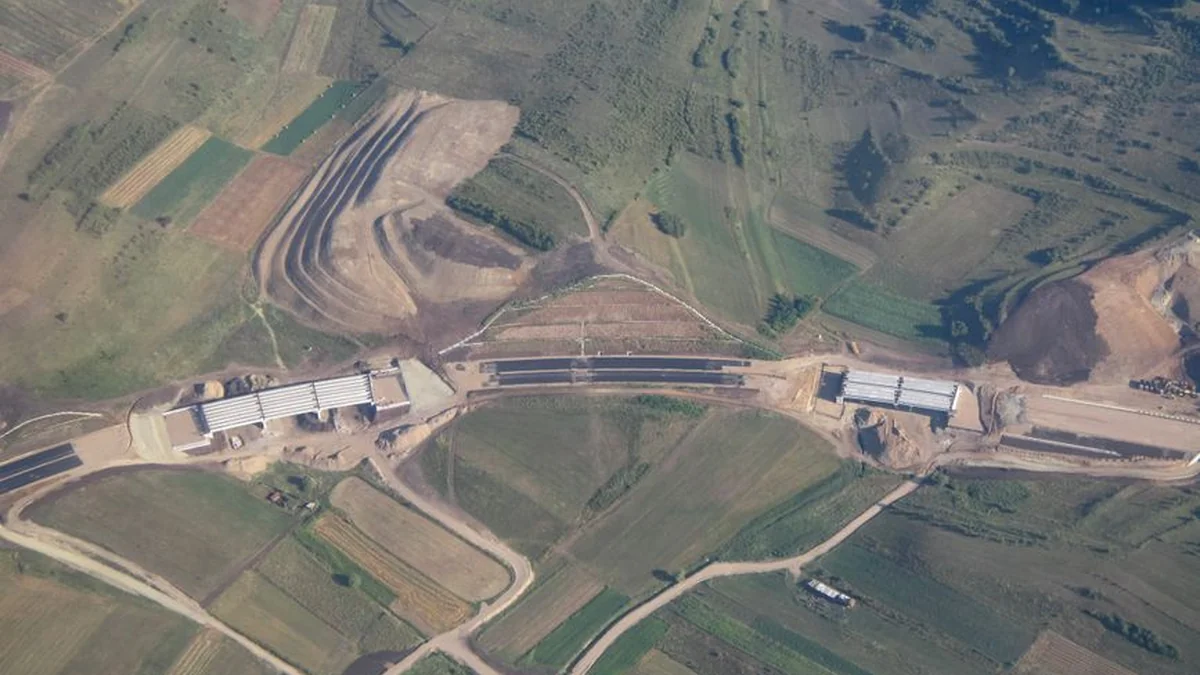 Cene goriva letijo v nebo, vlada bo del sredstev črpala iz družbe Borzen
