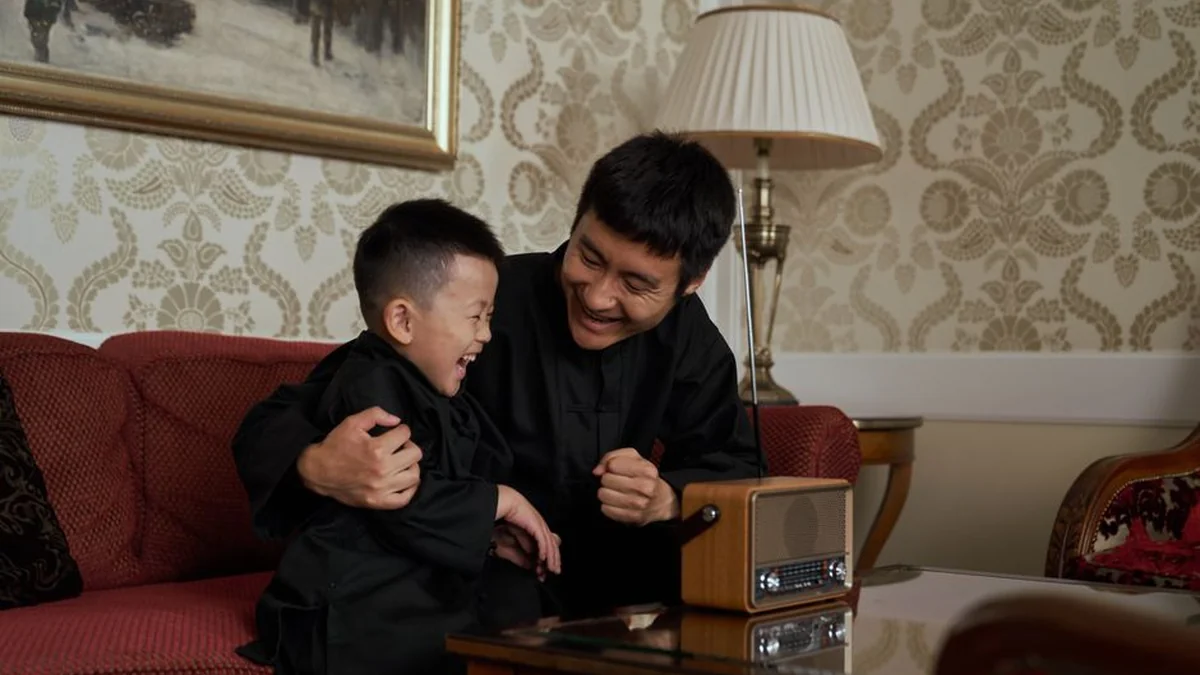 Jackie Chan: legenda akcije, ki Hollywood še vedno spravlja v smeh