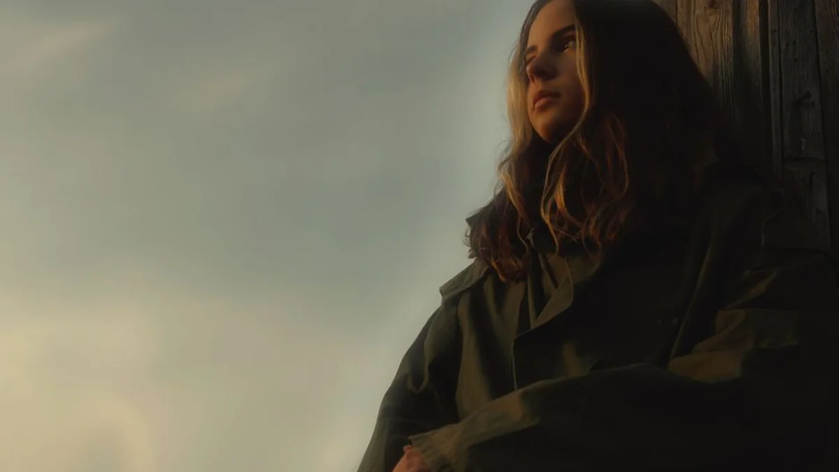 Millie Bobby Brown delila redek vpogled v življenje s svojo hčerko