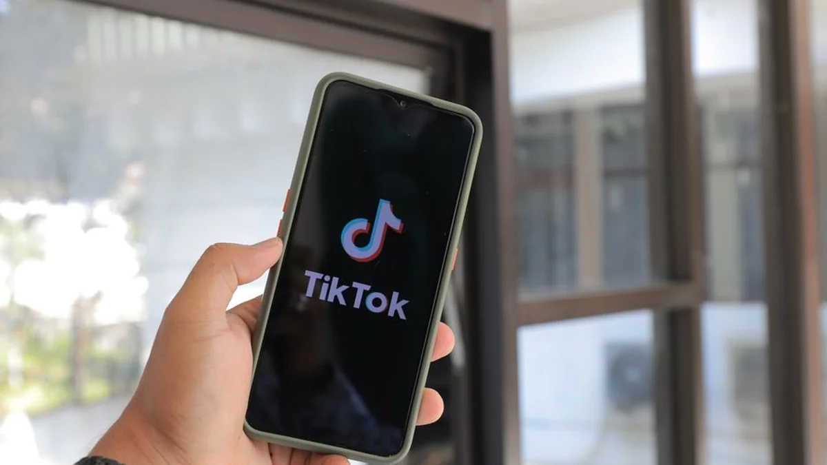 Razkrili dokumente: TikTok eksperimentiral, 16-letnik umrl